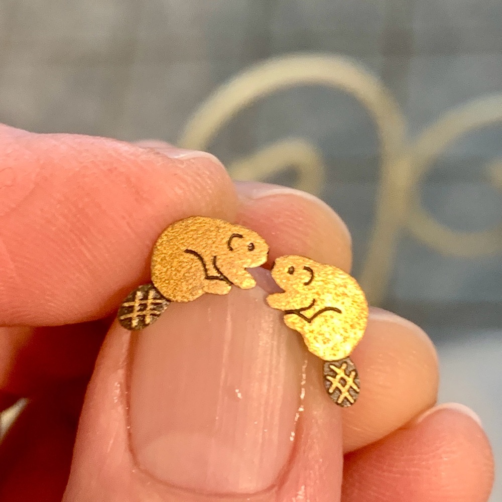 Joseph Brinton Jewelry Beaver stud earrings.